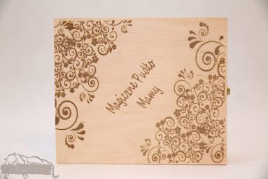 Drewniane pudełko na koperty ślubne małe-grawer 9